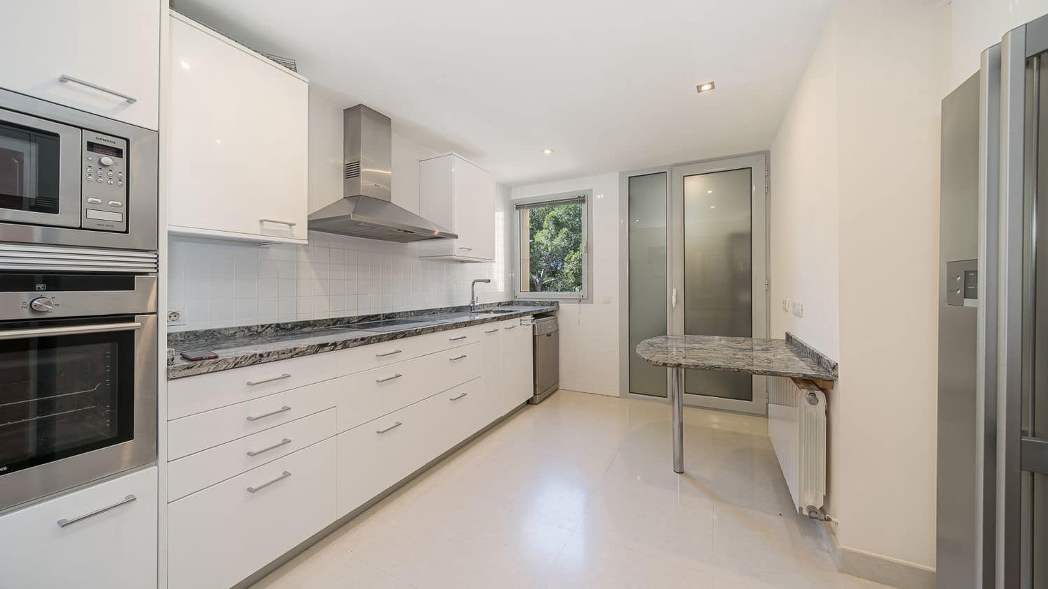 4 bedroom Penthouse for sale in Sol de Mallorca with pool - € 800,000 (Ref: 9849222)
