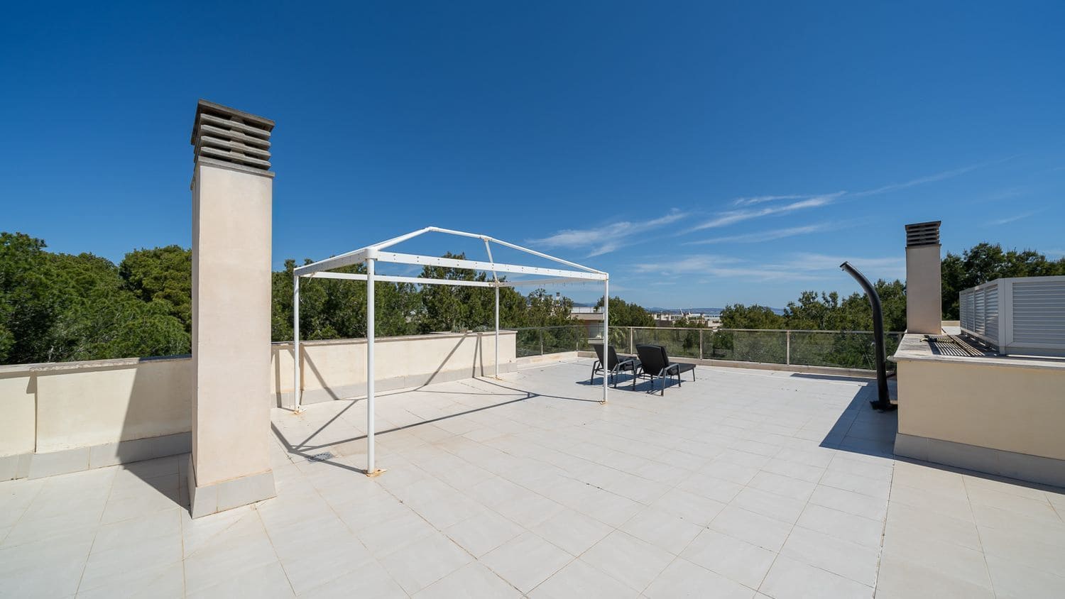 4 bedroom Penthouse for sale in Sol de Mallorca with pool - € 800,000 (Ref: 9849222)
