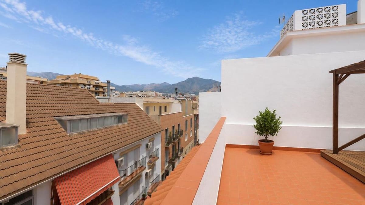 2 slaapkamer Appartement te koop in Fuengirola - € 250.000 (Ref: 10021663)