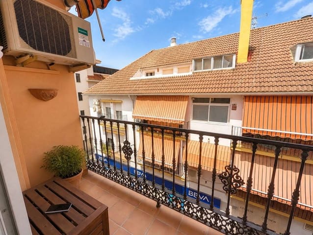 2 slaapkamer Appartement te koop in Los Boliches , Fuengirola - € 250.000 (Ref: 10021663)