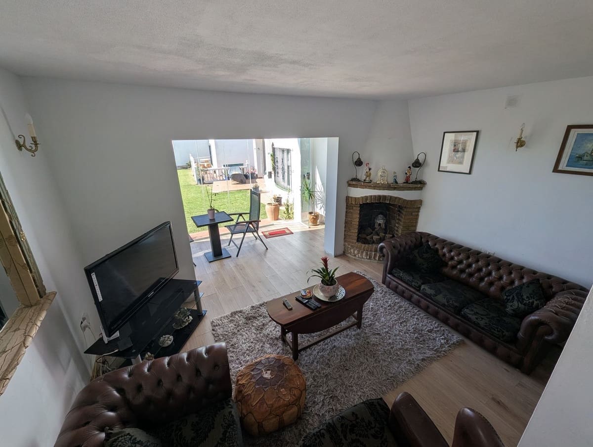 Casa de 2 habitaciones en Sitio de Calahonda en venta con piscina - 365.000 € (Ref: 10073065)