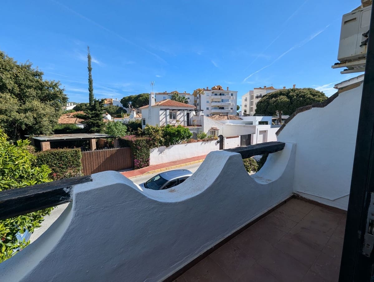 Casa de 2 habitaciones en Sitio de Calahonda en venta con piscina - 365.000 € (Ref: 10073065)