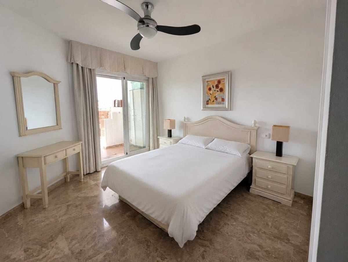 2 slaapkamer Appartement te koop in Sitio de Calahonda met zwembad - € 345.000 (Ref: 10073067)