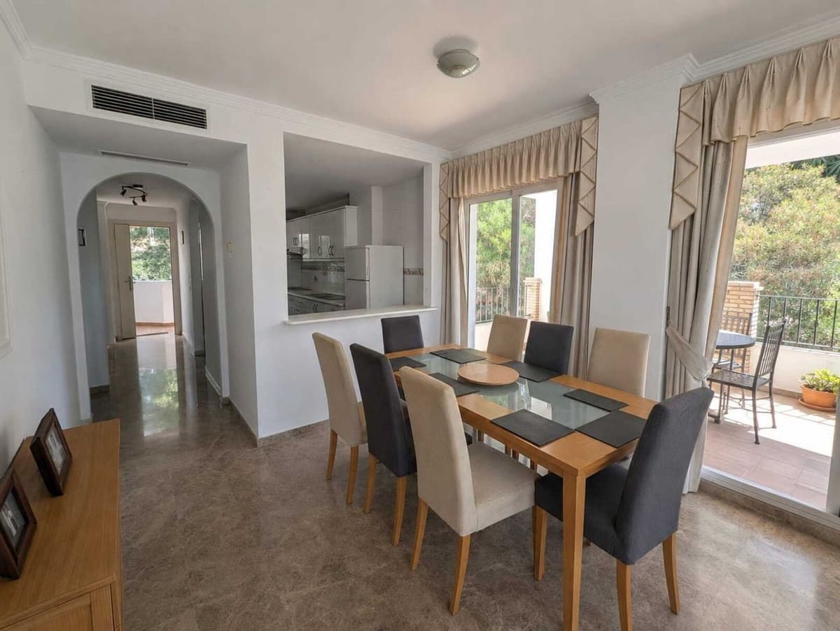 2 slaapkamer Appartement te koop in Sitio de Calahonda met zwembad - € 345.000 (Ref: 10073067)