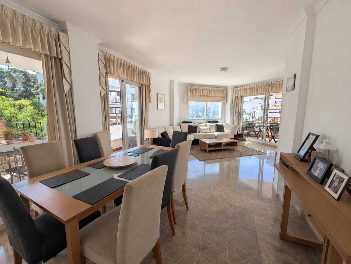 2 slaapkamer Appartement te koop in Sitio de Calahonda met zwembad - € 345.000 (Ref: 10073067)