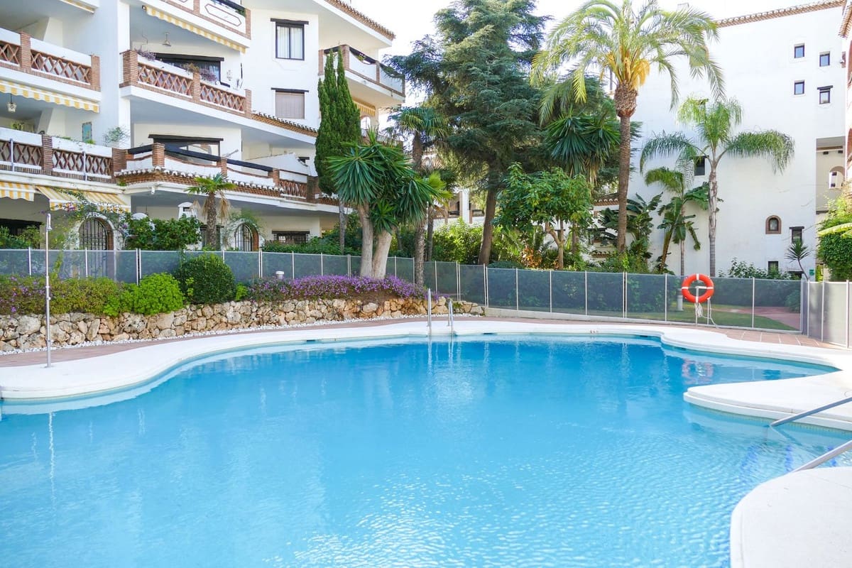 2 slaapkamer Appartement te koop in Sitio de Calahonda met zwembad - € 345.000 (Ref: 10073067)
