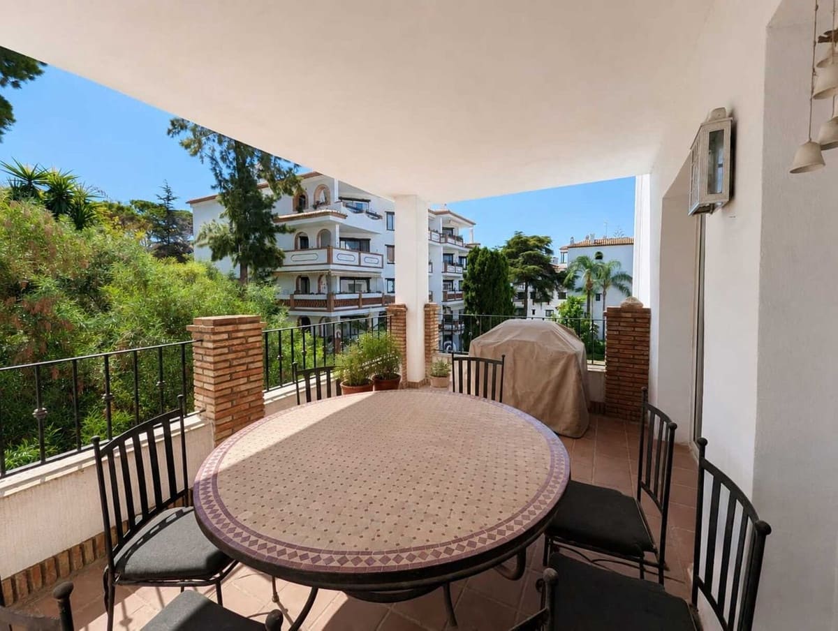 2 slaapkamer Appartement te koop in Sitio de Calahonda met zwembad - € 345.000 (Ref: 10073067)