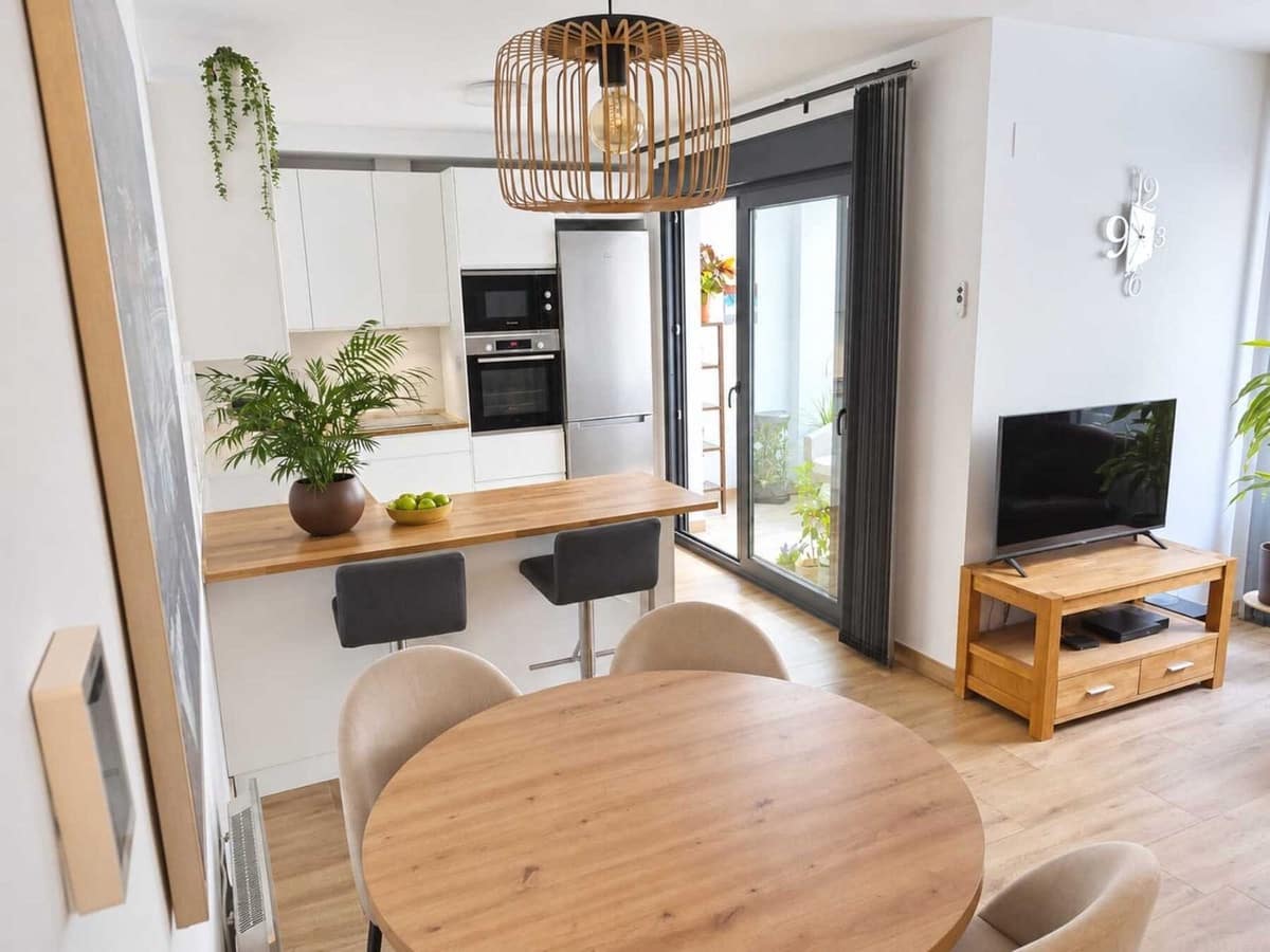 2 bedroom Apartment for sale in Fuengirola - € 449,000 (Ref: 10078466)