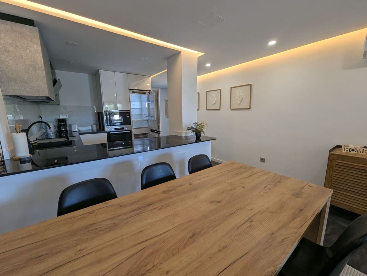 Apartamento de 3 habitaciones en Sitio de Calahonda en venta con piscina garaje - 549.500 € (Ref: 10120785)