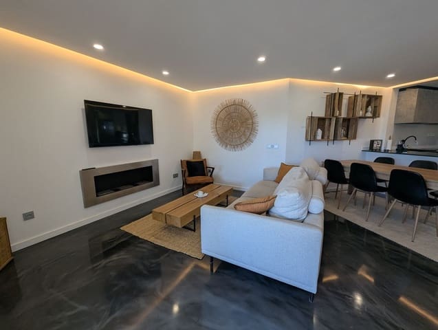 Apartamento de 3 habitaciones en Sitio de Calahonda, Mijas en venta con piscina garaje - 549.500 € (Ref: 10120785)