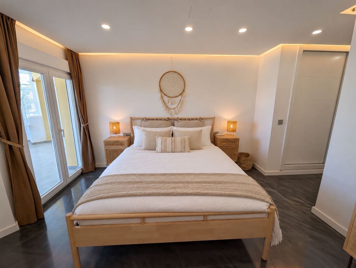 Apartamento de 3 habitaciones en Sitio de Calahonda en venta con piscina garaje - 549.500 € (Ref: 10120785)