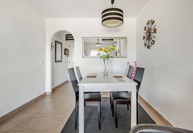 2 soverom Leilighet til salgs i Benalmadena Costa, Benalmádena med svømmebasseng garasje - € 298 000 (Ref: 10167141)
