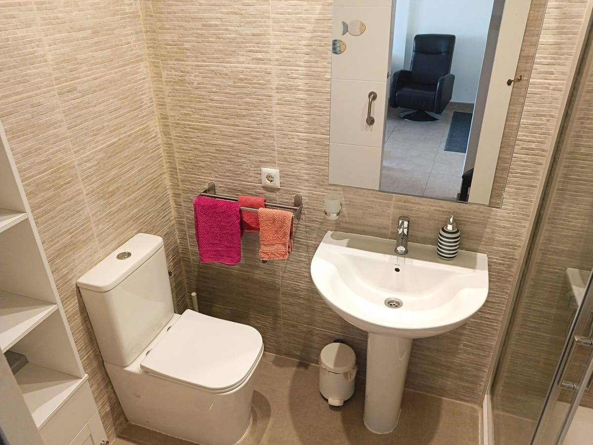 2 soverom Leilighet til salgs i Benalmadena Costa med svømmebasseng garasje - € 298 000 (Ref: 10167141)