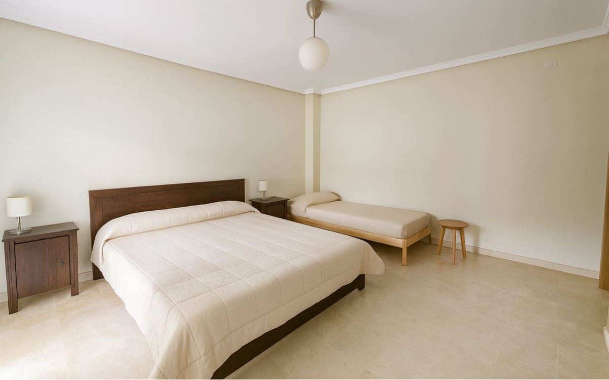 2 bedroom Apartment for sale in Benalmadena Costa - € 390,000 (Ref: 9024952)