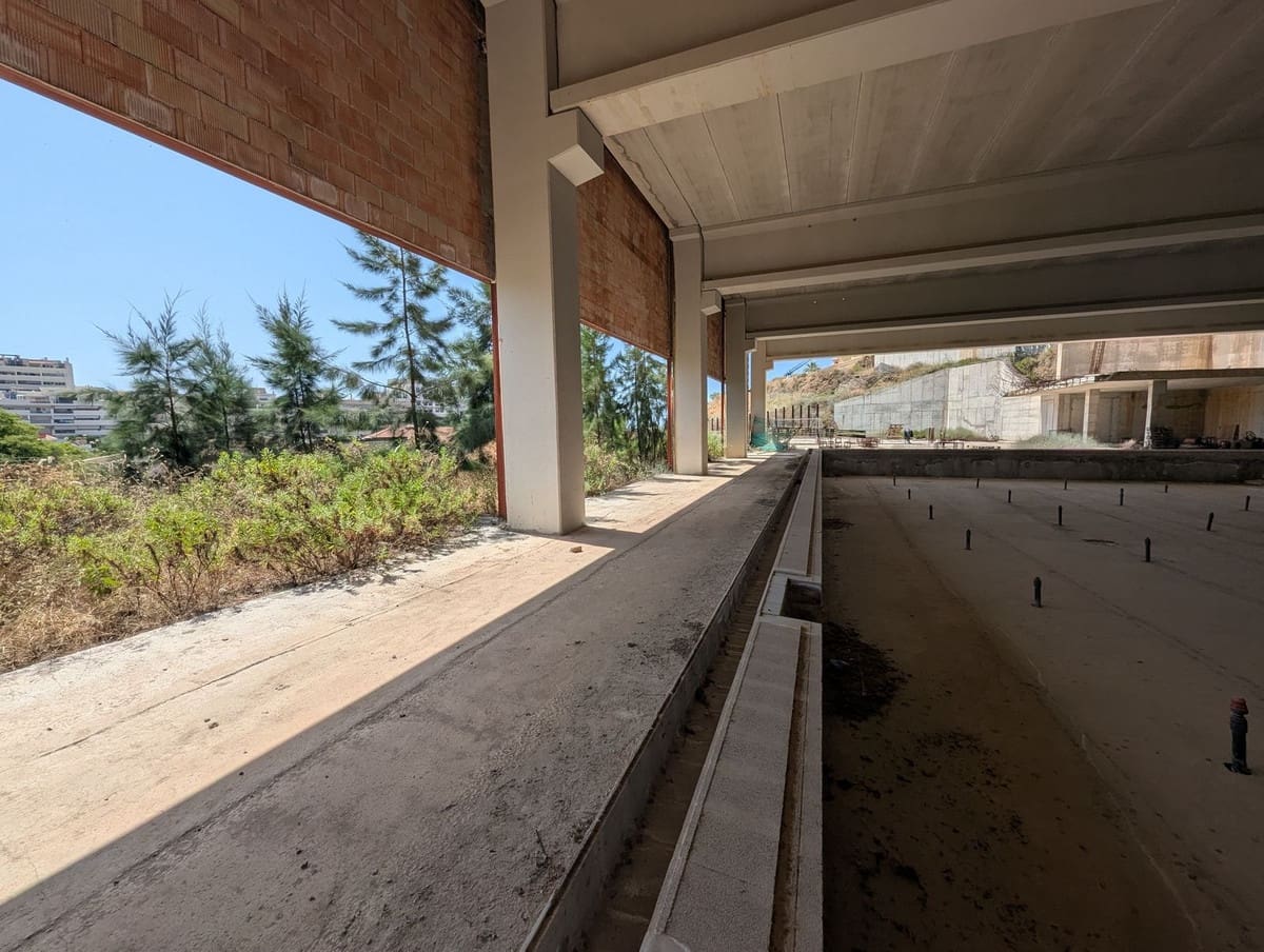 Erhverv til salg i Benalmadena - € 5.000.000 (Ref: 9131744)