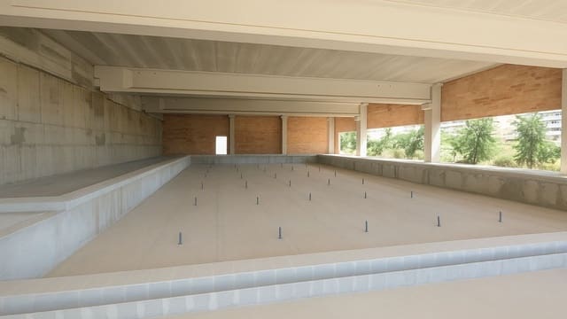 Commercieel te koop in Benalmádena - € 5.000.000 (Ref: 9131744)