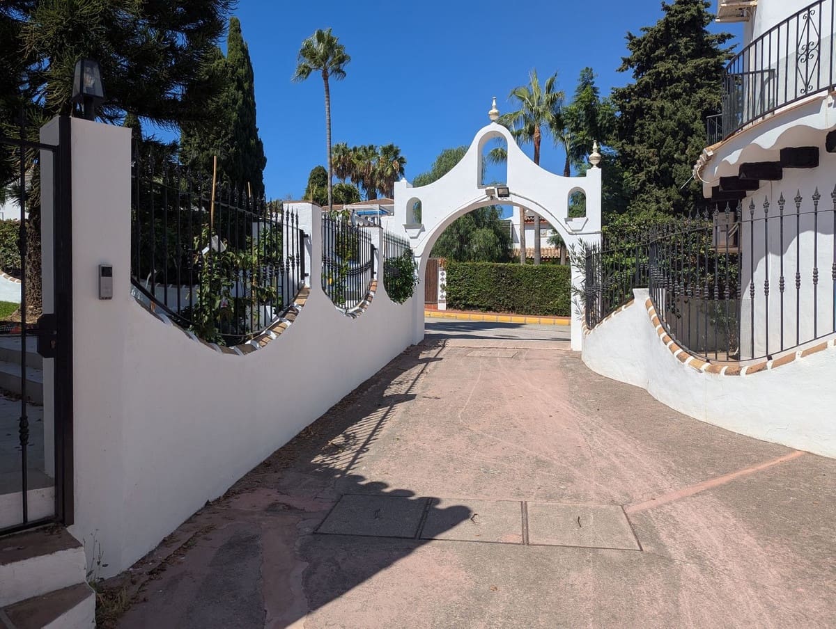 3 slaapkamer Huis te koop in Sitio de Calahonda - € 449.000 (Ref: 9249358)