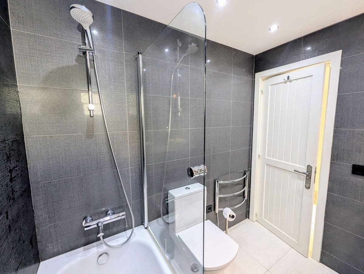 Apartamento de 2 habitaciones en Cabopino en venta - 625.000 € (Ref: 9383277)