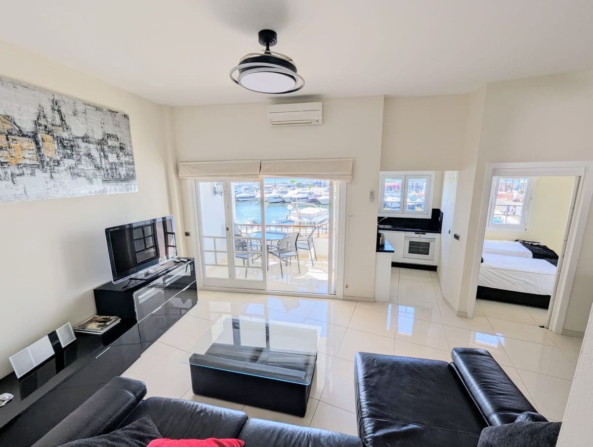 2 bedroom Apartment for sale in Cabopino with pool garage - € 595,000 (Ref: 9383277)