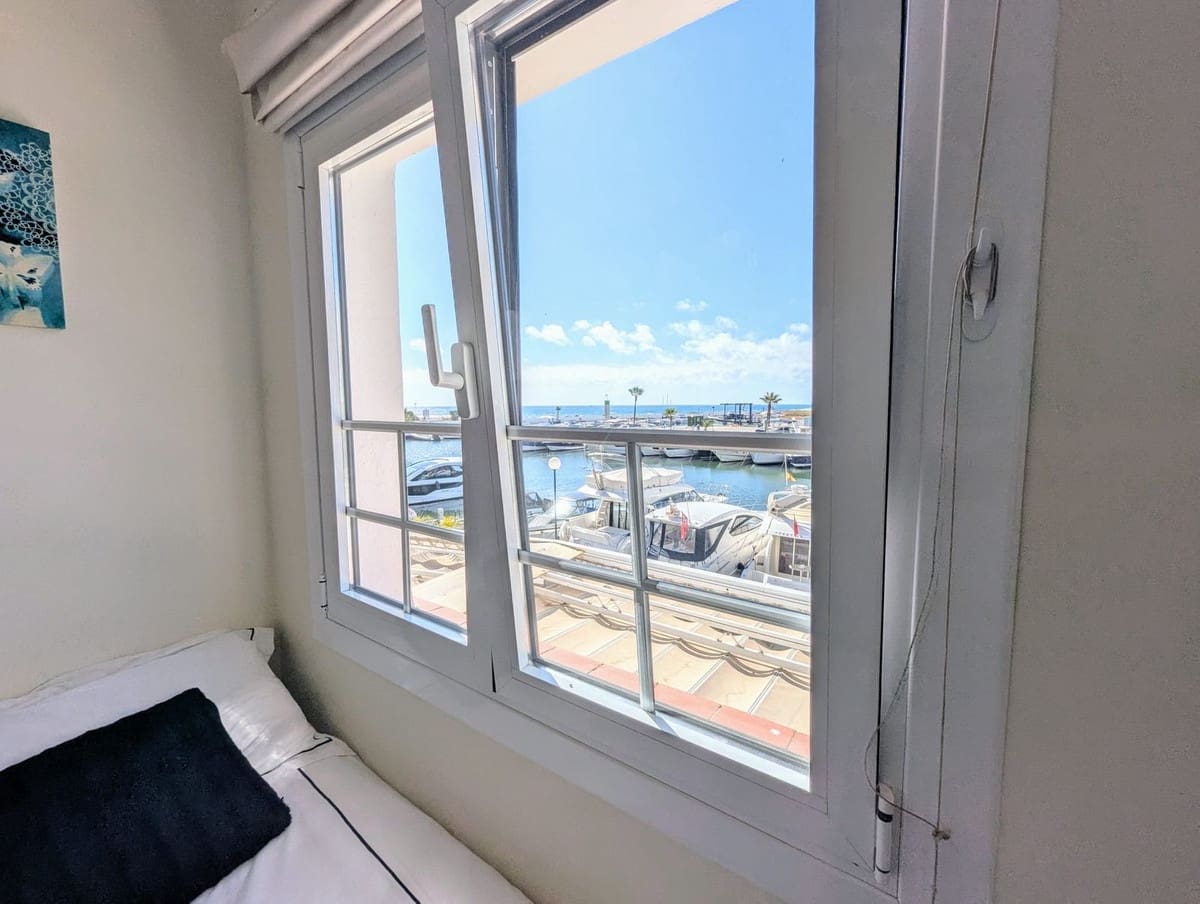 2 bedroom Apartment for sale in Cabopino with pool garage - € 595,000 (Ref: 9383277)