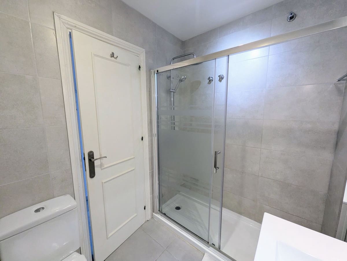 2 sypialnia Apartament na sprzedaż w Sitio de Calahonda z garażem - 349 000 € (Ref: 9394067)