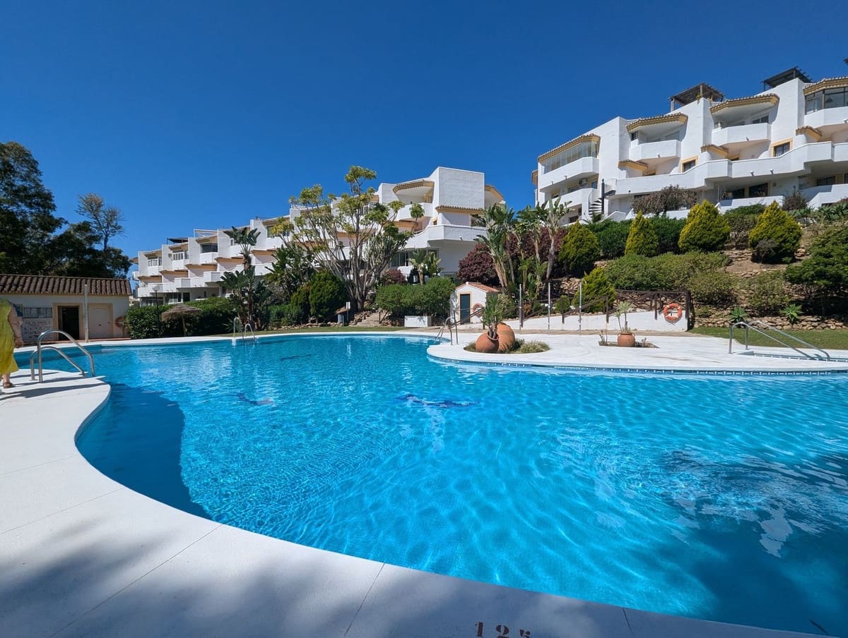 2 sypialnia Apartament na sprzedaż w Sitio de Calahonda z garażem - 349 000 € (Ref: 9394067)