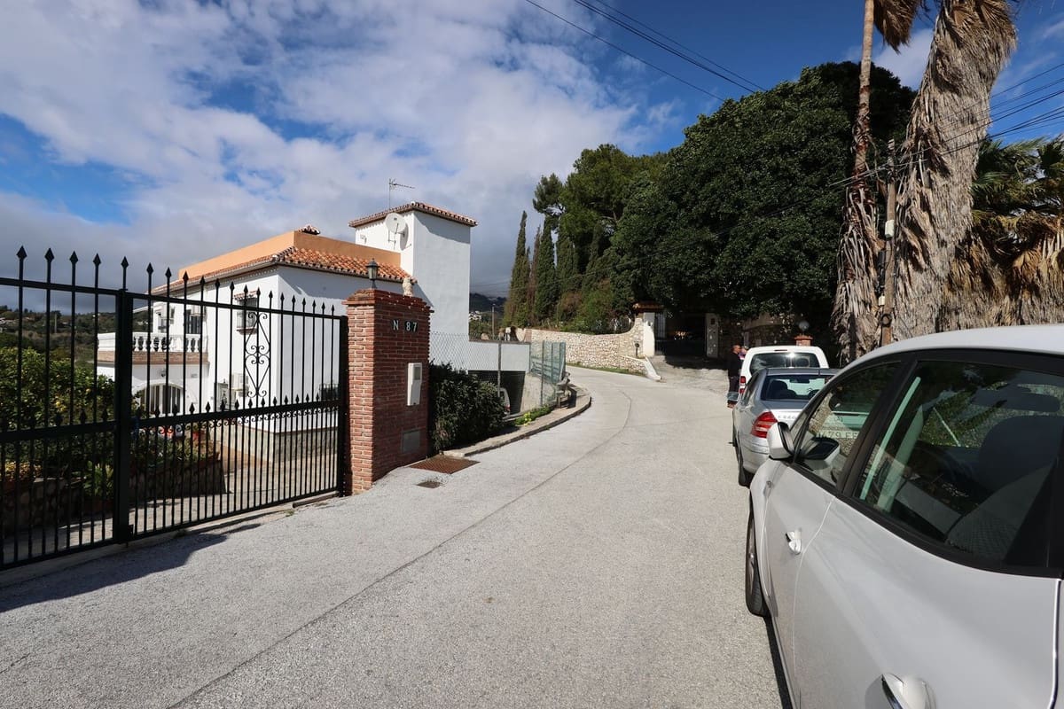 Building Plot for sale in Mijas - € 2,495,000 (Ref: 9603090)