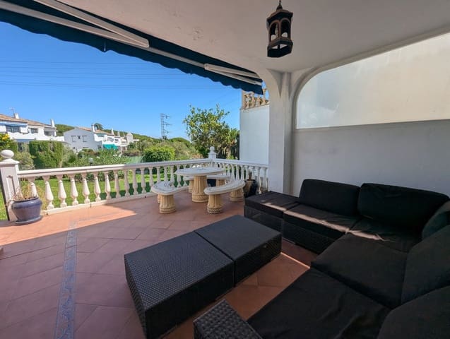 Casa de 3 habitaciones en Sitio de Calahonda, Mijas en venta - 449.000 € (Ref: 9676323)
