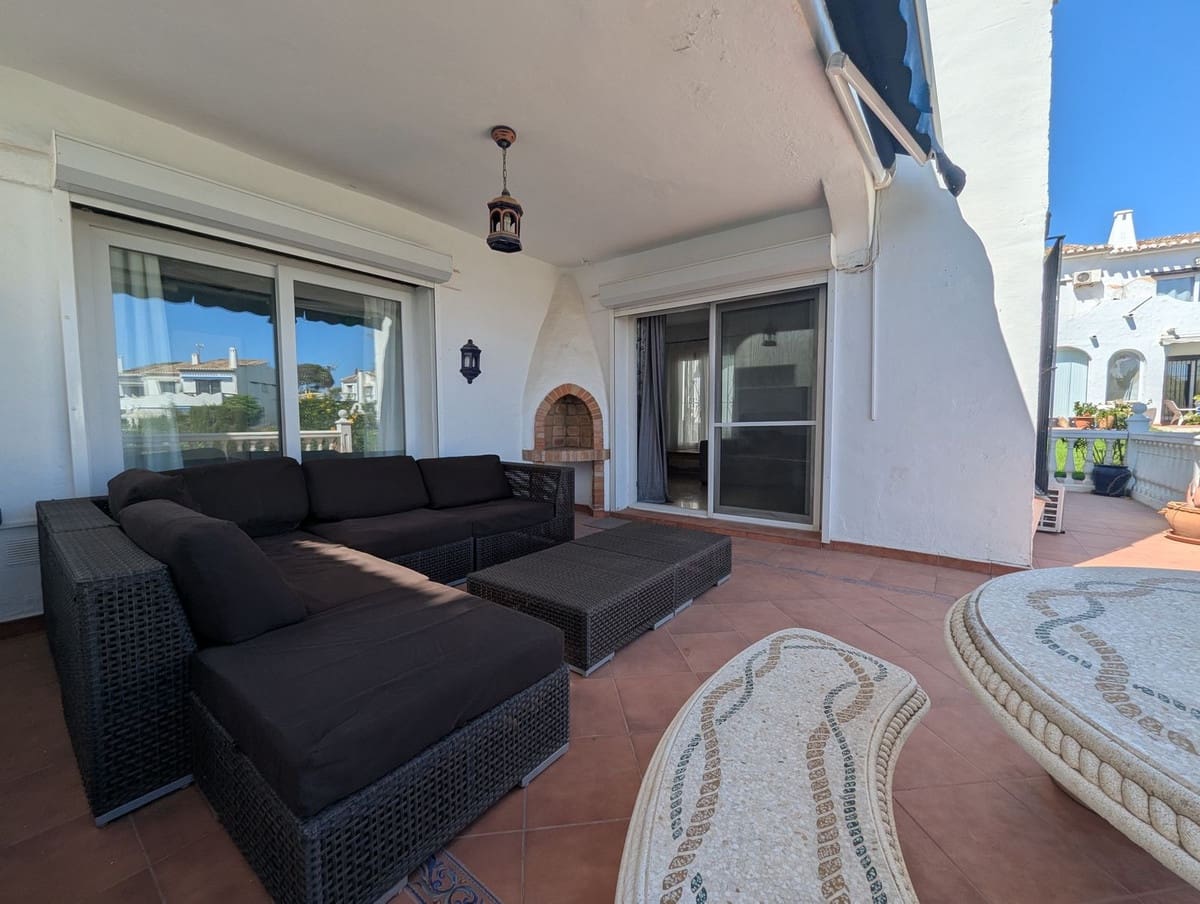 3 bedroom Townhouse for sale in Sitio de Calahonda - € 449,000 (Ref: 9676323)