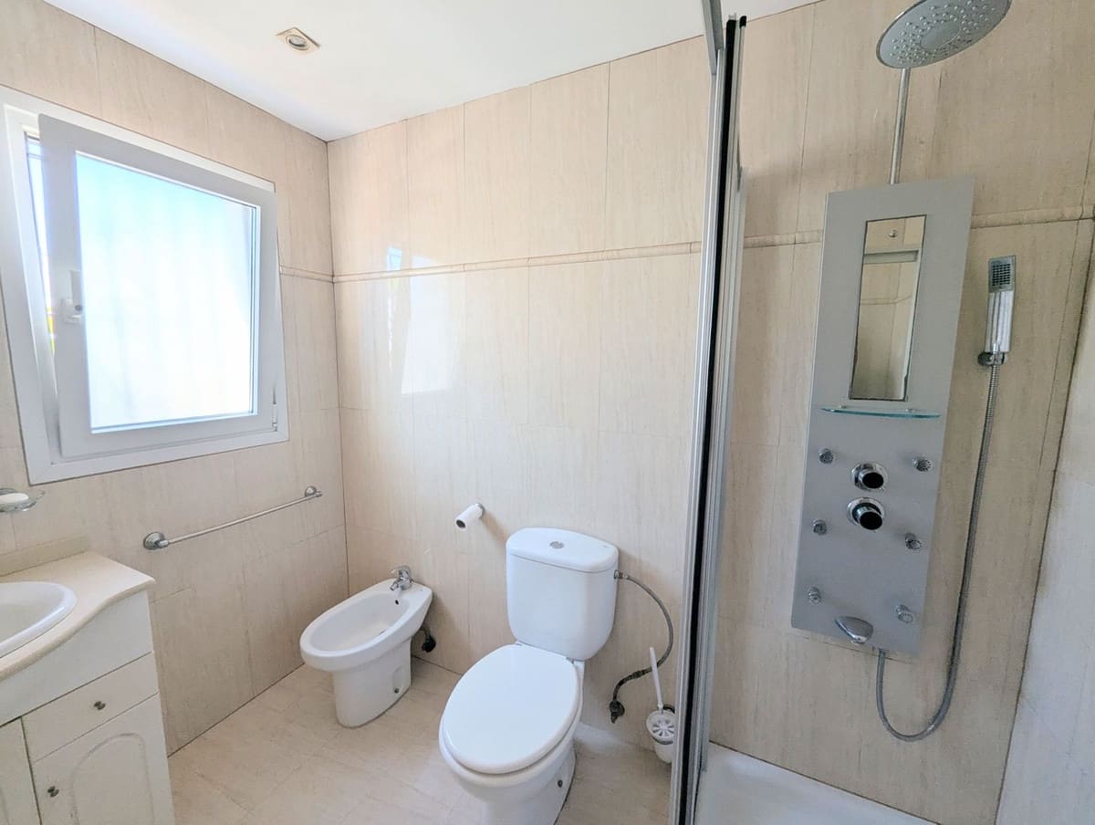 Casa de 3 habitaciones en Sitio de Calahonda en venta - 449.000 € (Ref: 9676323)