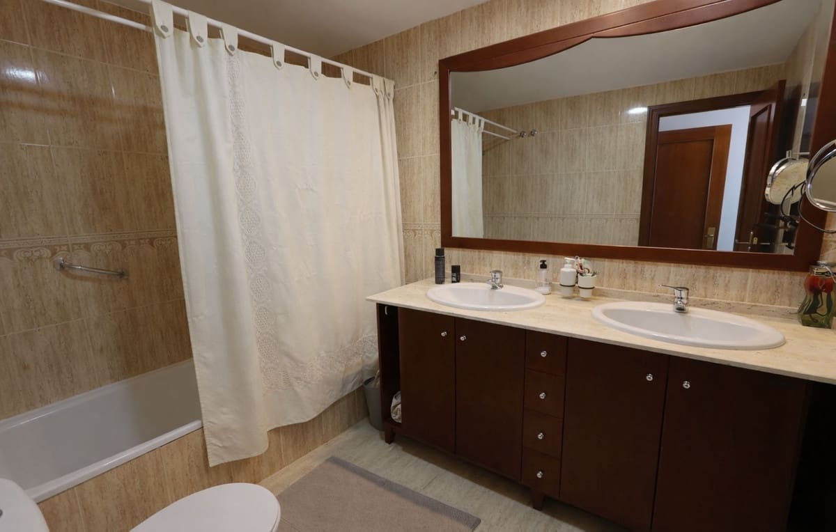 4 makuuhuone Huoneisto myytävänä paikassa Arroyo de la Miel - 450 000 € (Ref: 9676324)