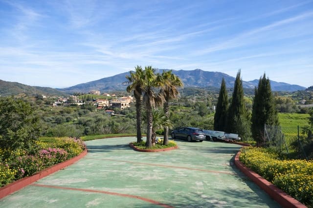 Chalet de 4 habitaciones en La Cala de Mijas, Mijas en venta - 1.195.000 € (Ref: 9684061)