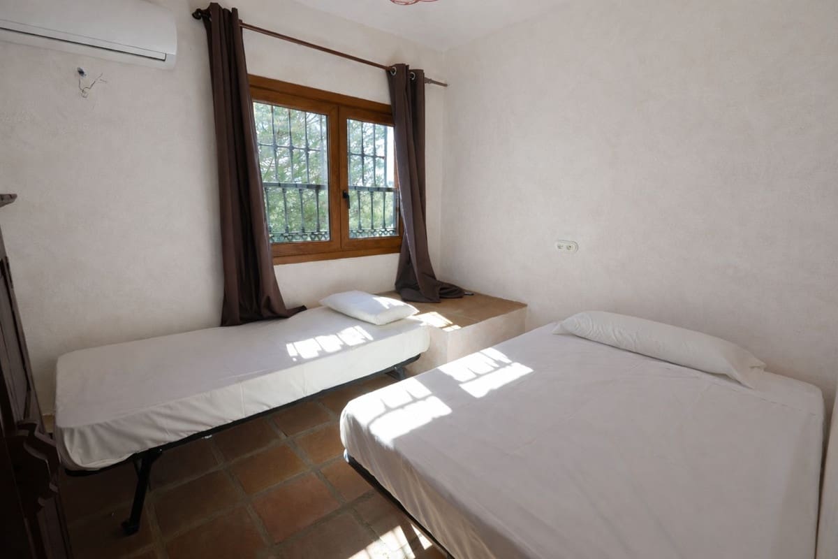 4 Zimmer Villa zu verkaufen in La Cala de Mijas - 995.000 € (Ref: 9684061)