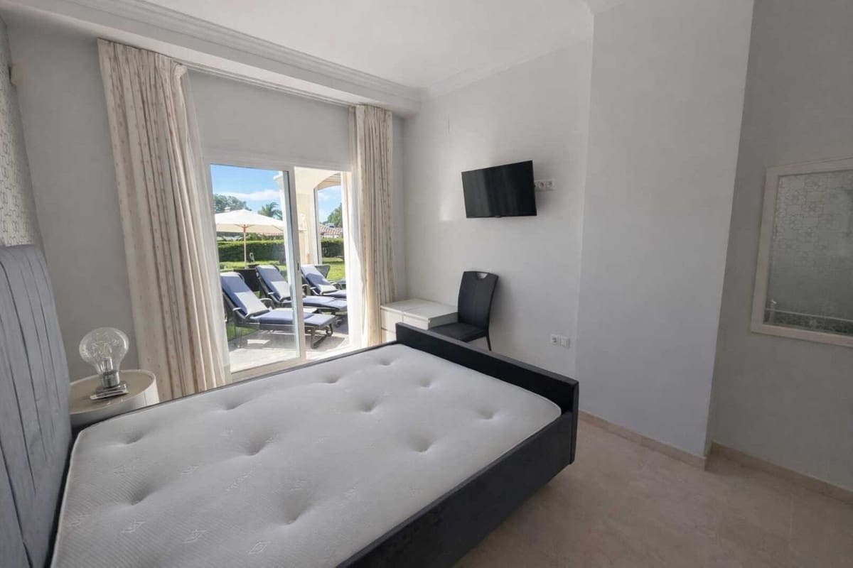 3 soverom Leilighet til salgs i Marbella med garasje - € 649 000 (Ref: 9776948)