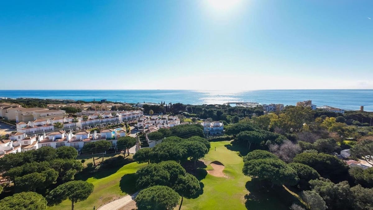 3 soverom Leilighet til salgs i Marbella med garasje - € 649 000 (Ref: 9776948)