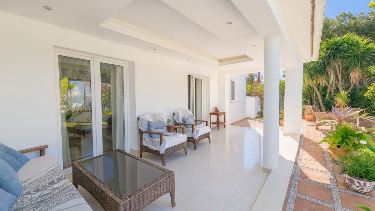 4 soverom Villa til salgs i El Rosario - € 1 450 000 (Ref: 9776949)