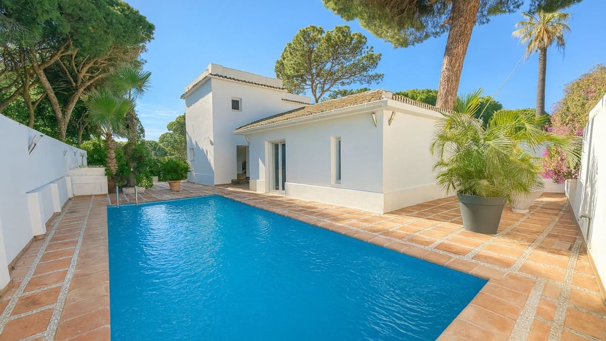 4 soverom Villa til salgs i El Rosario - € 1 450 000 (Ref: 9776949)