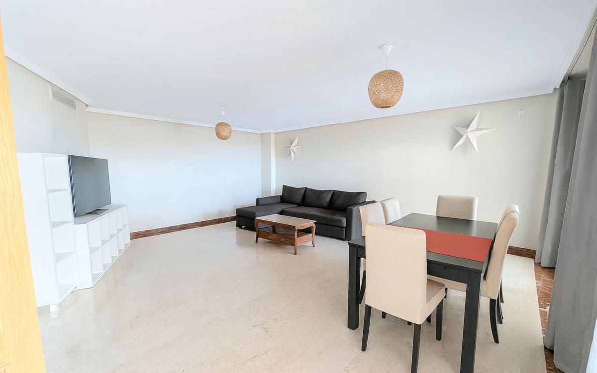 2 bedroom Apartment for sale in Benalmadena Costa - € 405,000 (Ref: 9787982)
