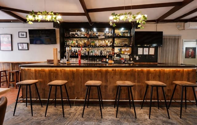 Kommersiell til salgs i Los Boliches , Fuengirola - € 47 500 (Ref: 9800702)