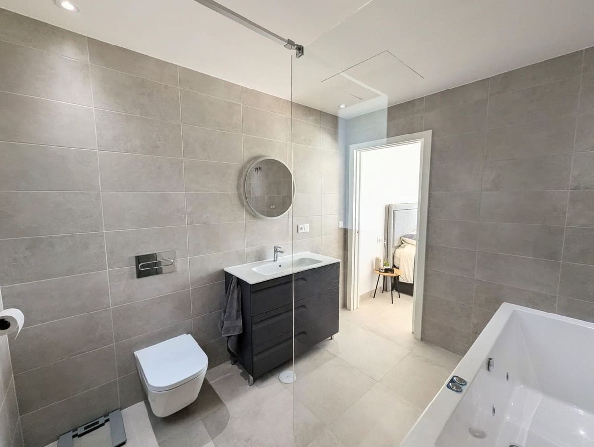 3 sypialnia Willa na sprzedaż w Marbella - 1 900 000 € (Ref: 9841222)