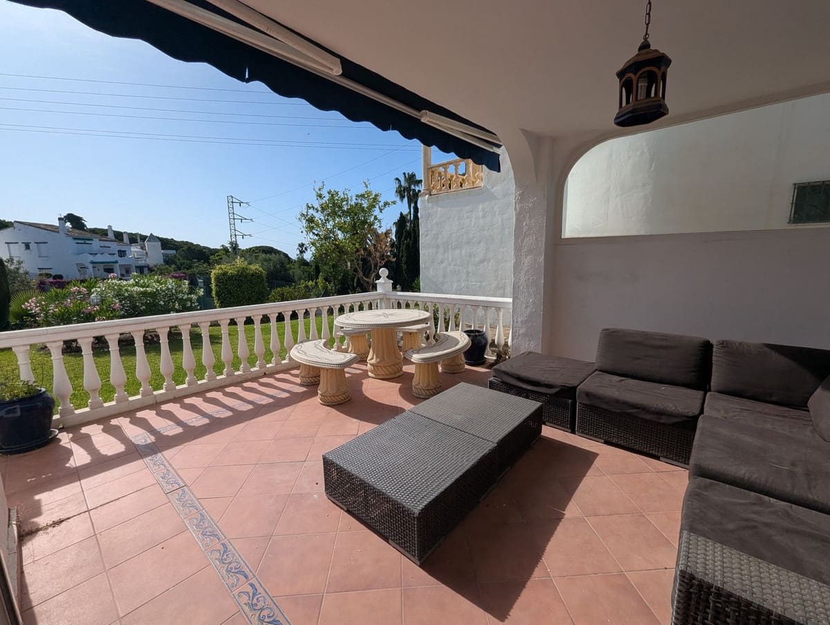 3 soverom Hus til salgs i Sitio de Calahonda - € 449 000 (Ref: 9856143)