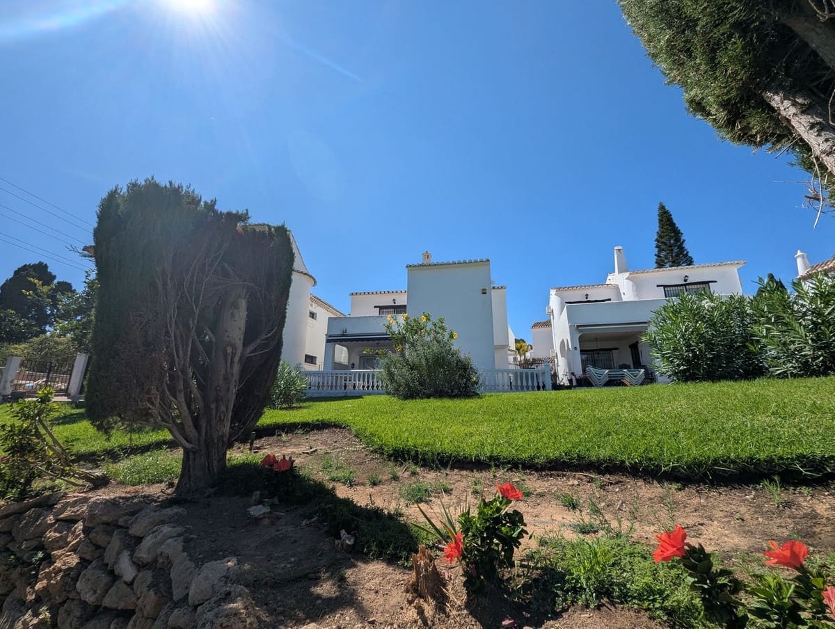3 soverom Hus til salgs i Sitio de Calahonda - € 449 000 (Ref: 9856143)