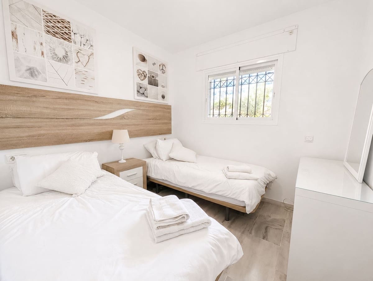 2 sypialnia Apartament na sprzedaż w Sitio de Calahonda - 375 000 € (Ref: 9873772)