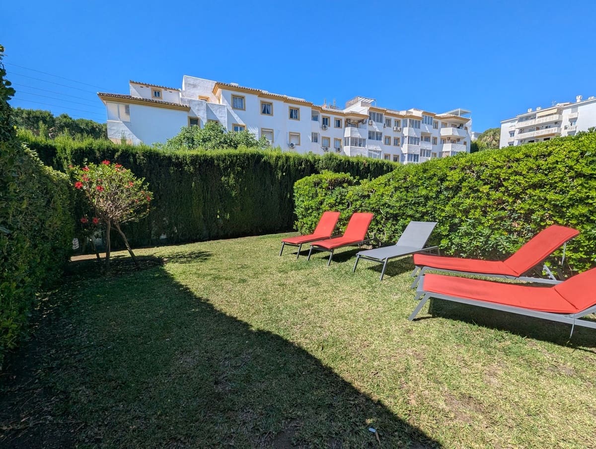 2 soveværelse Lejlighed til salg i Sitio de Calahonda - € 375.000 (Ref: 9873772)