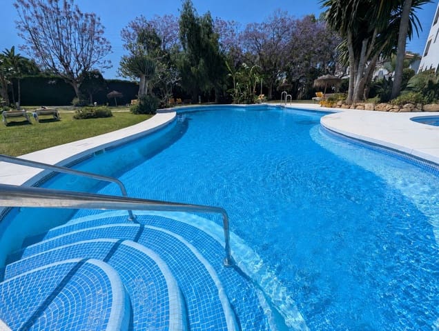 2 Zimmer Apartment zu verkaufen in Calahonda, Mijas - 375.000 € (Ref: 9873772)