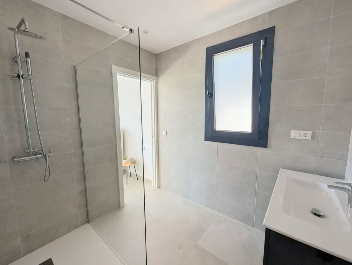 3 chambre Villa/Maison à vendre à Cabopino avec piscine - 1 775 000 € (Ref: 9938722)