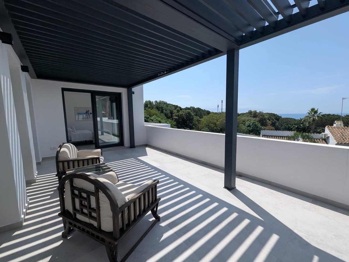 3 chambre Villa/Maison à vendre à Cabopino avec piscine - 1 775 000 € (Ref: 9938722)