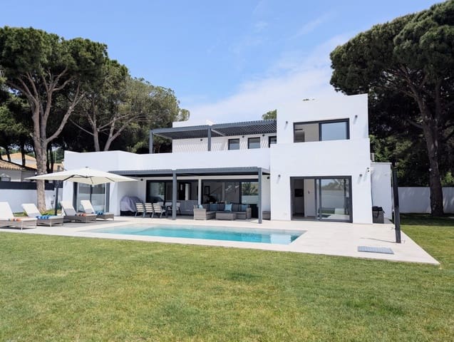 3 chambre Villa/Maison à vendre à Cabopino, Marbella avec piscine - 1 900 000 € (Ref: 9938722)
