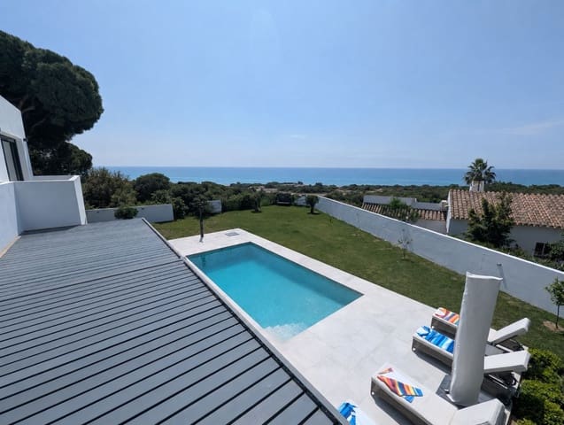 3 soverom Villa til salgs i Cabopino, Marbella med svømmebasseng - € 1 775 000 (Ref: 9938722)