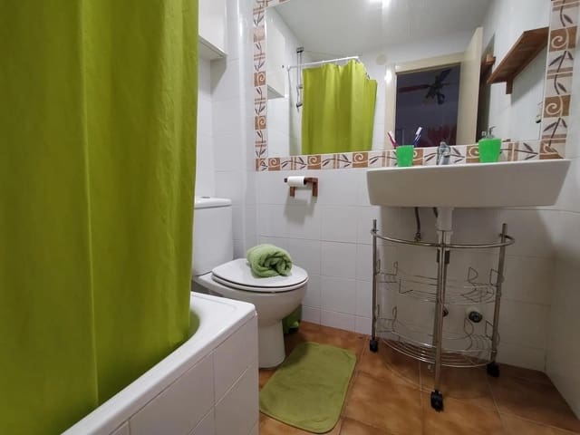 Bungalow de 2 chambres de location de vacances à El Mojon, Pilar de la Horadada - 1 200 € (Ref: 9895321)